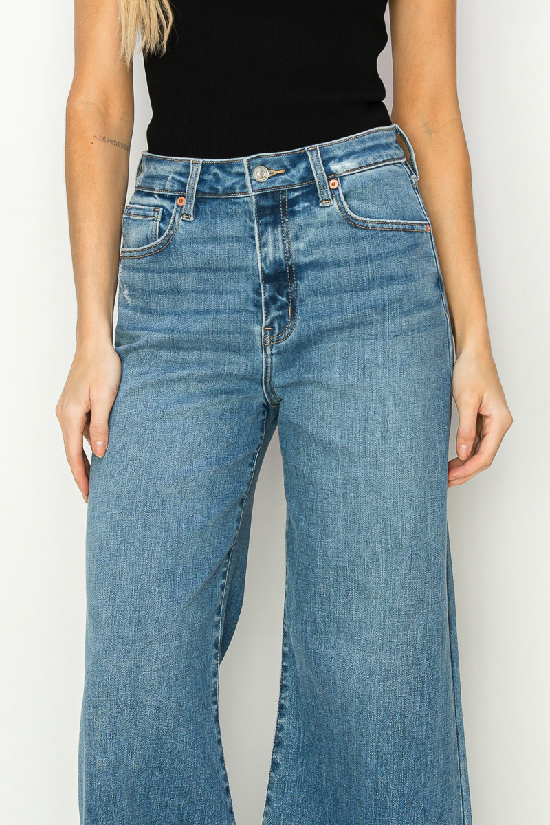 Jeans palazzo cortos de tiro alto Noa
