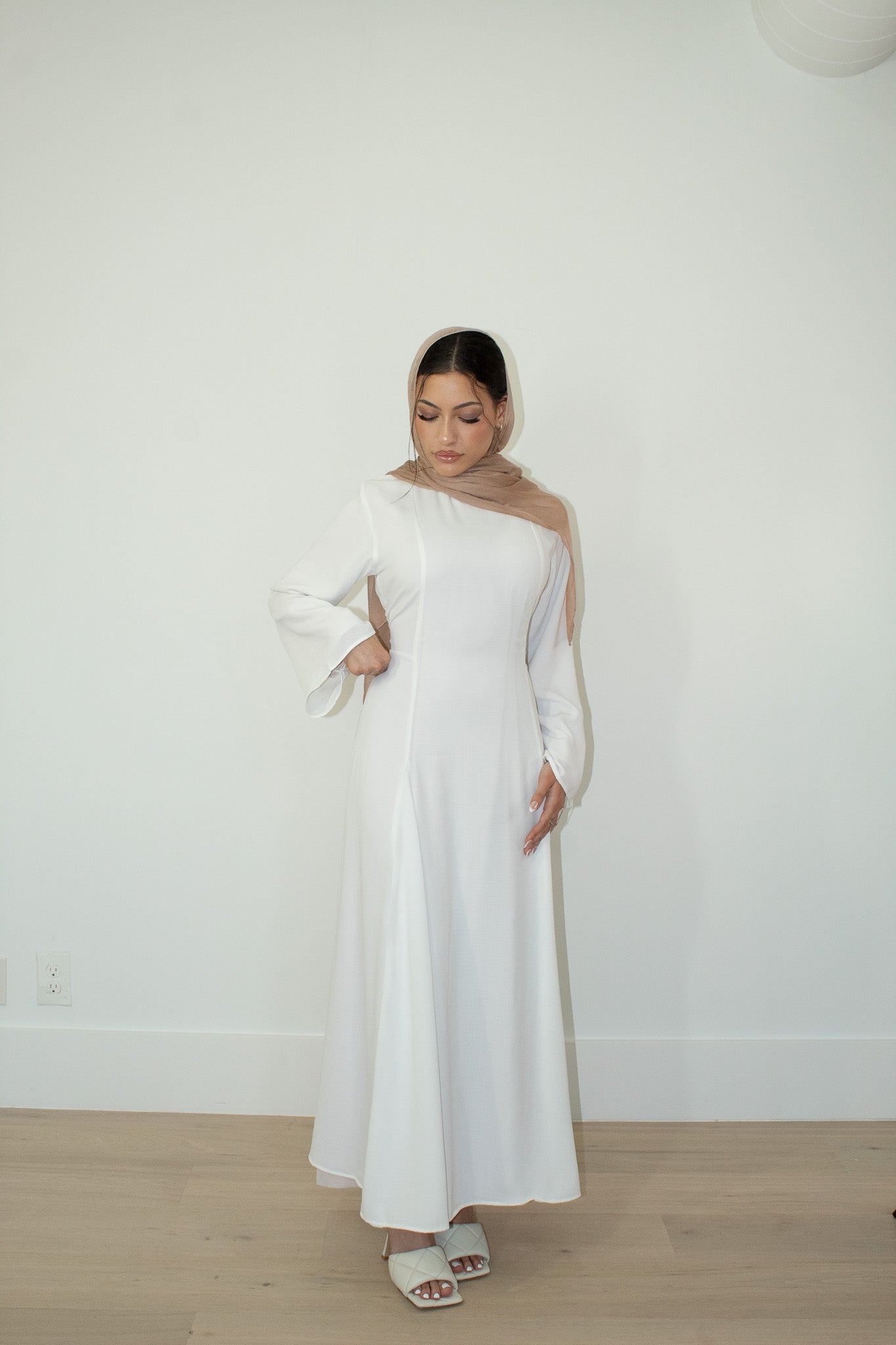 Aidah Tie Back Dress - White