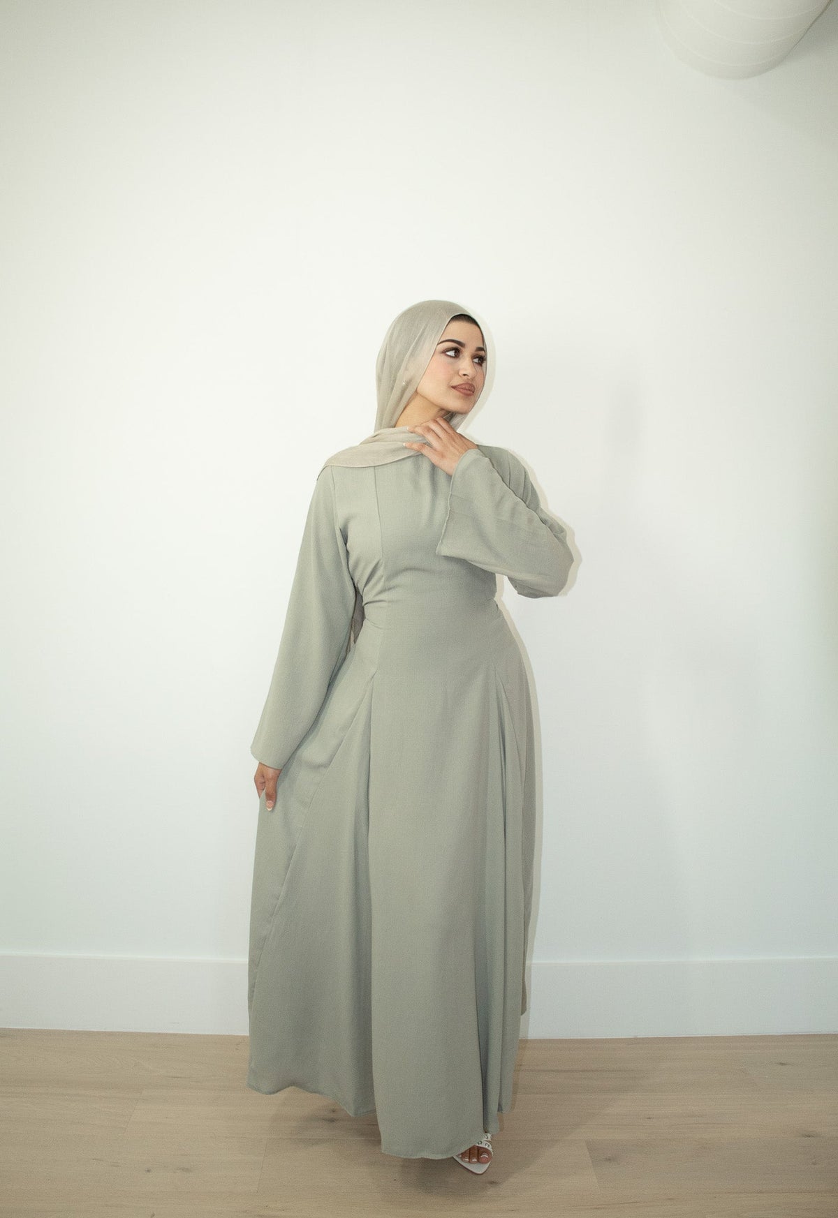 Aidah Tie Back Dress - Sage