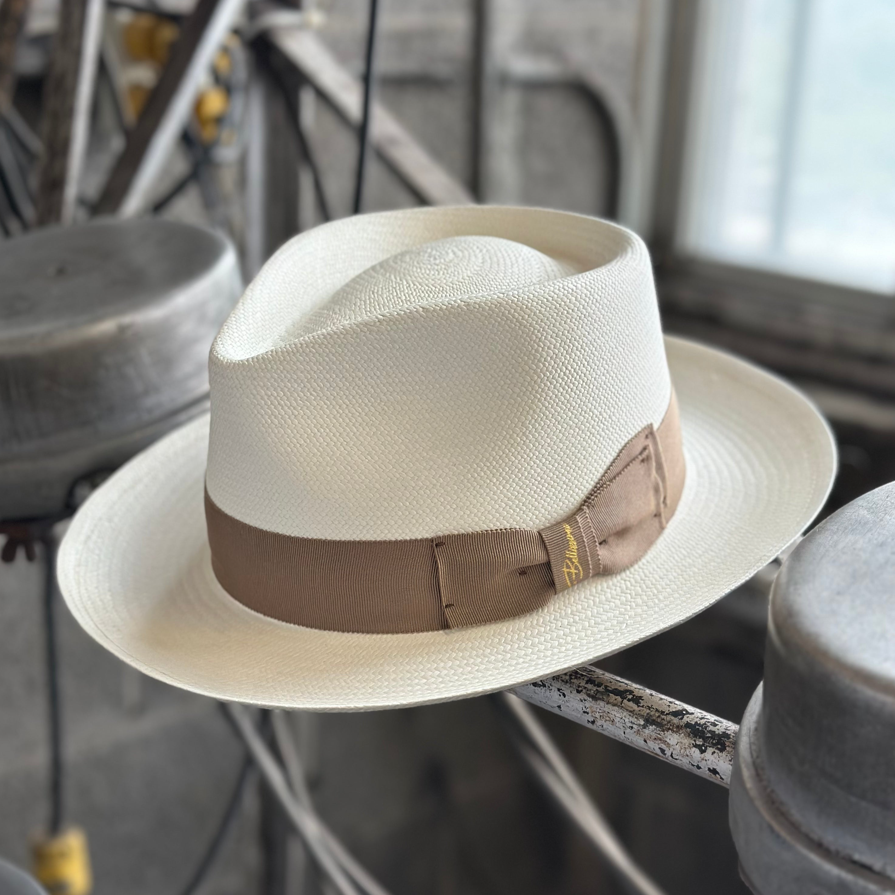 Panama Fox Elite – Timeless Summer Luxury