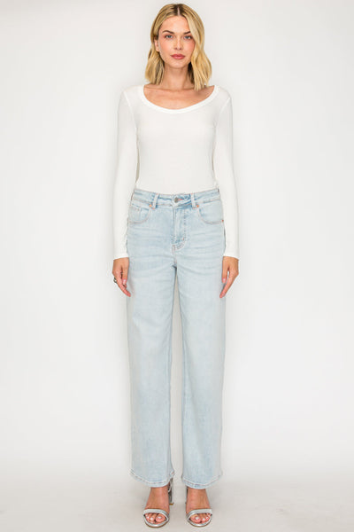JEANS RECTOS DE HILO ROSA CON CONTROL DE ABDOMEN Y TIRO ALTO MEZCLA DE MODAL