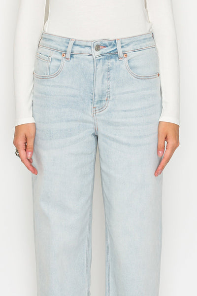 JEANS RECTOS DE HILO ROSA CON CONTROL DE ABDOMEN Y TIRO ALTO MEZCLA DE MODAL