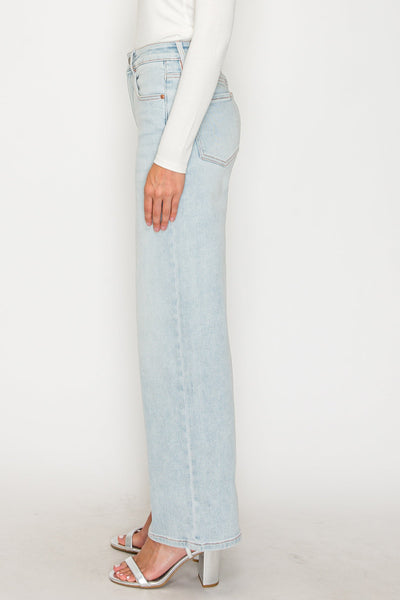 JEANS RECTOS DE HILO ROSA CON CONTROL DE ABDOMEN Y TIRO ALTO MEZCLA DE MODAL