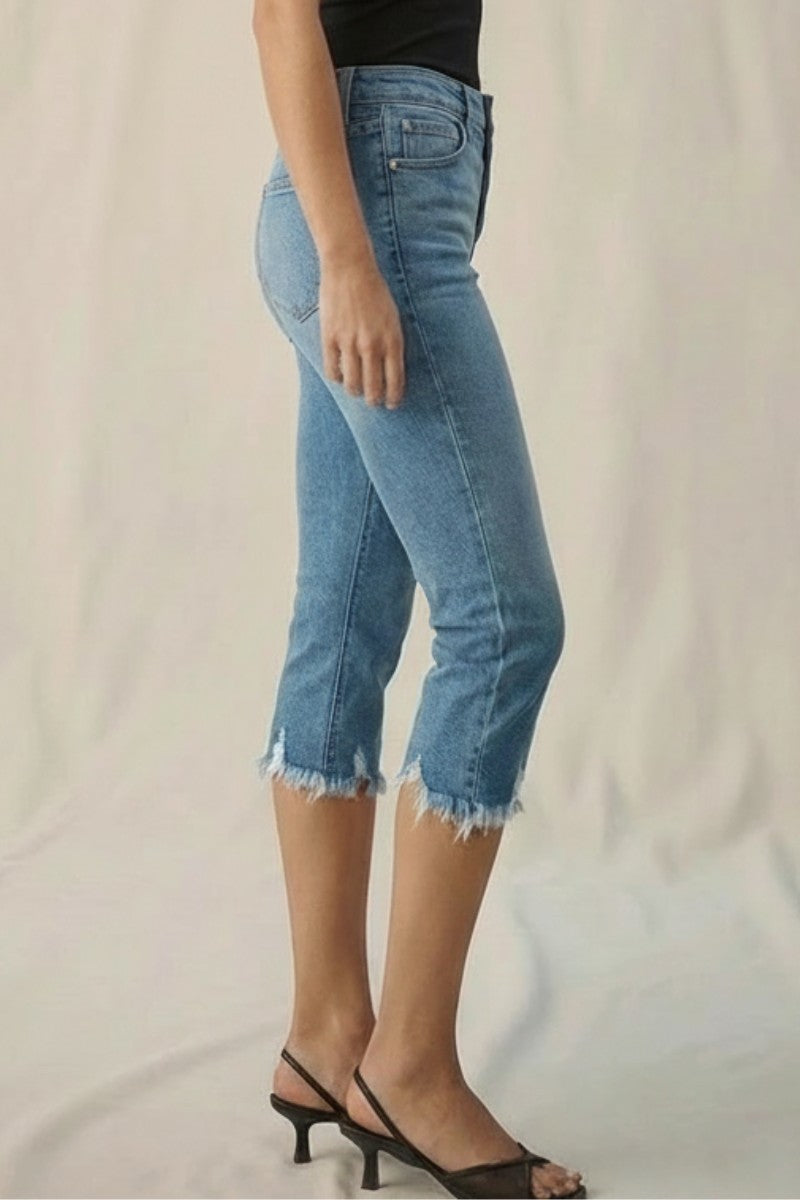 Pantalones vaqueros Lauren capri de tiro medio con bajo deshilachado