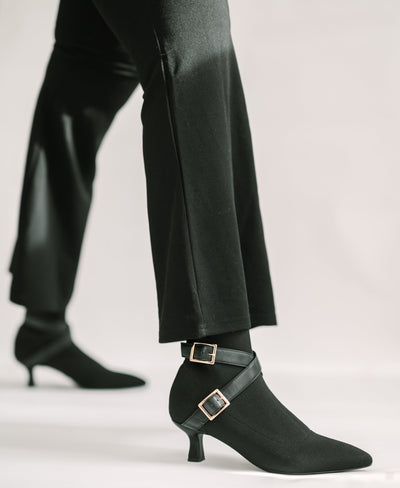 ALMA Black Knit Pointed-Toe Ankle Boots