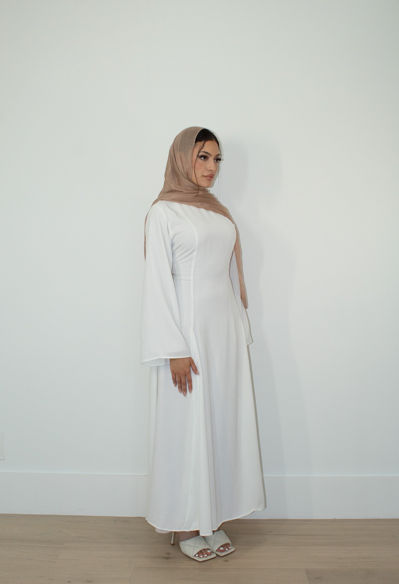 Aidah Tie Back Dress - White