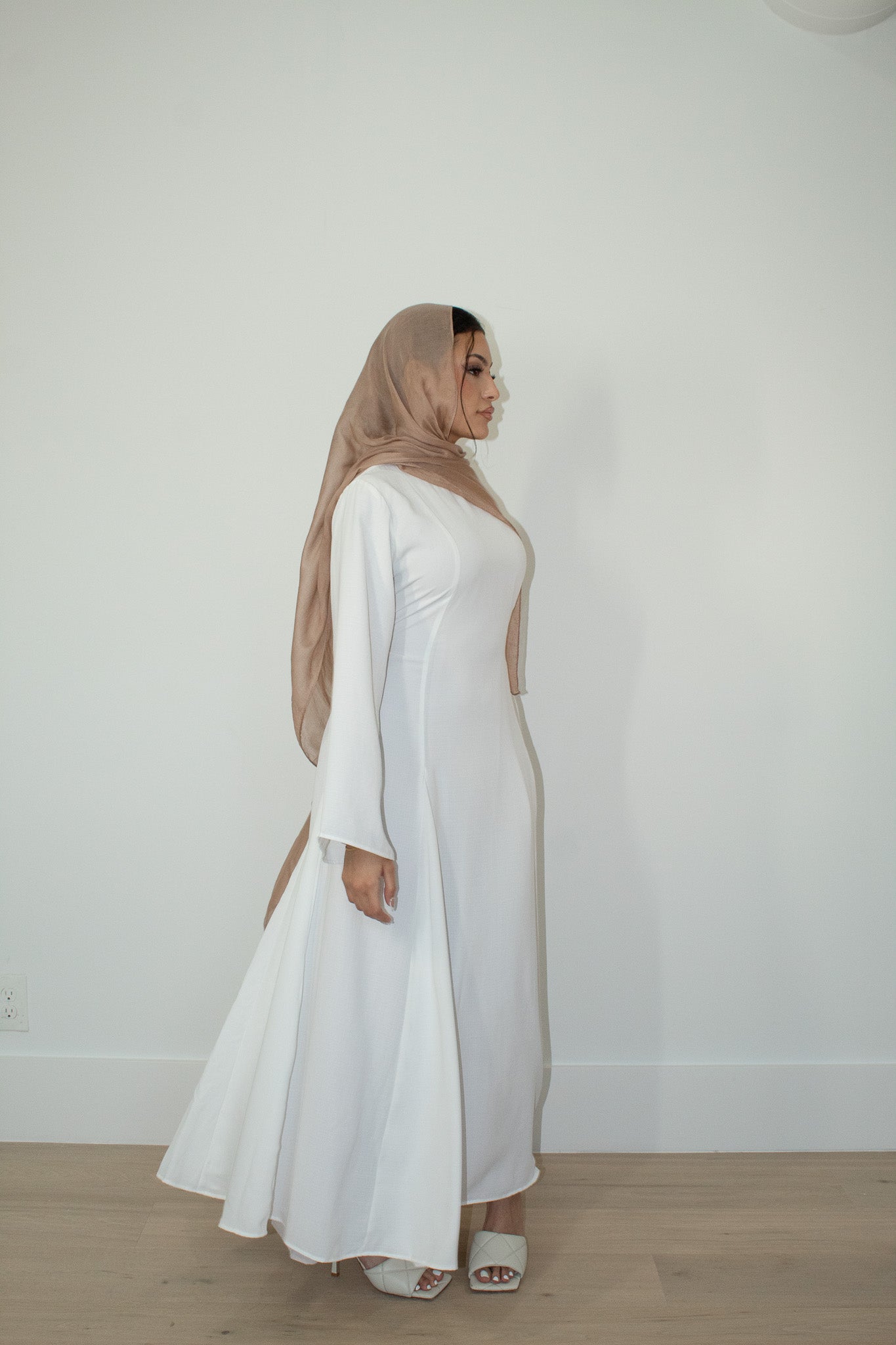 Aidah Tie Back Dress - White