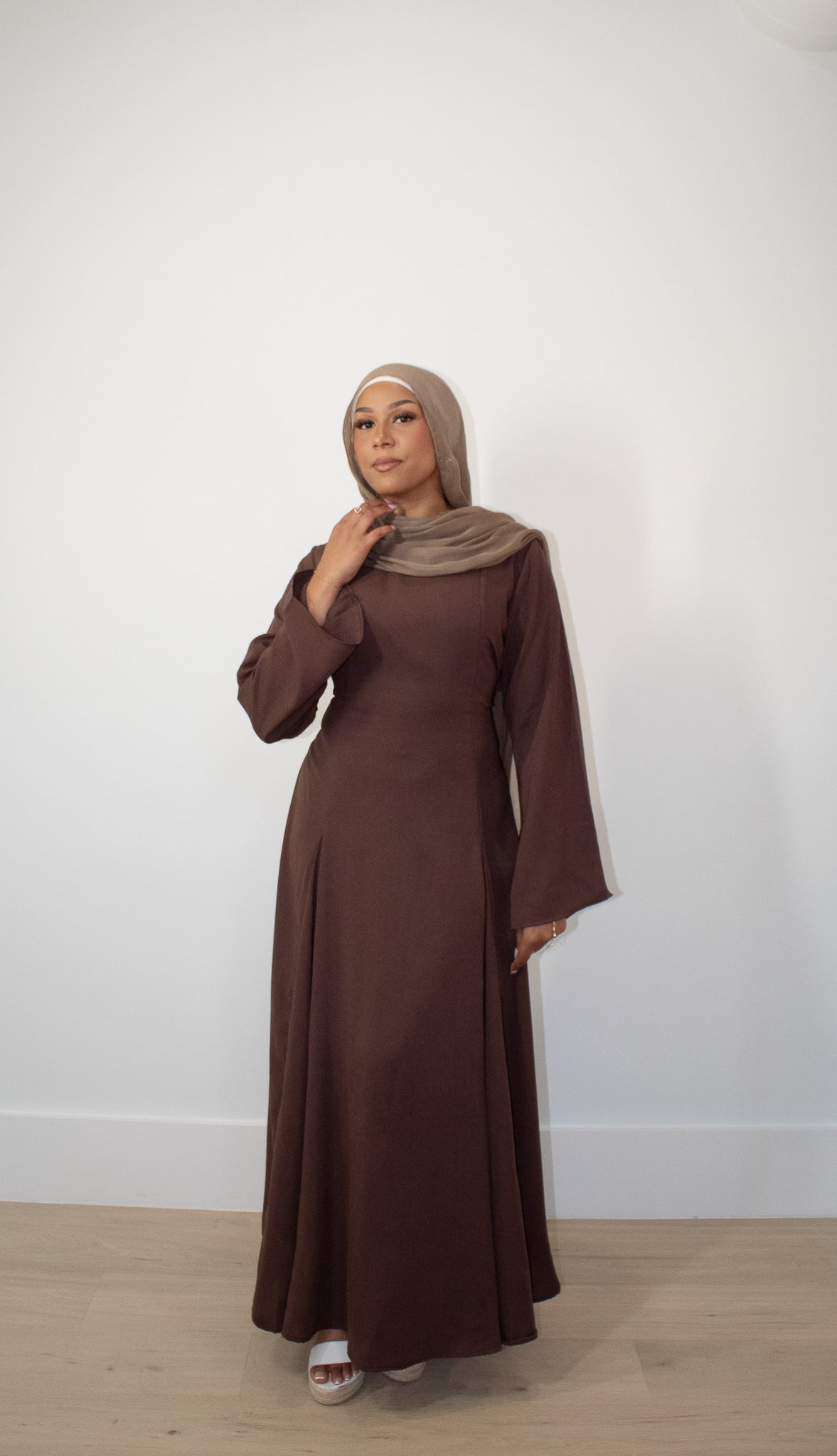 Robe Aidah à nouer au dos - Marron