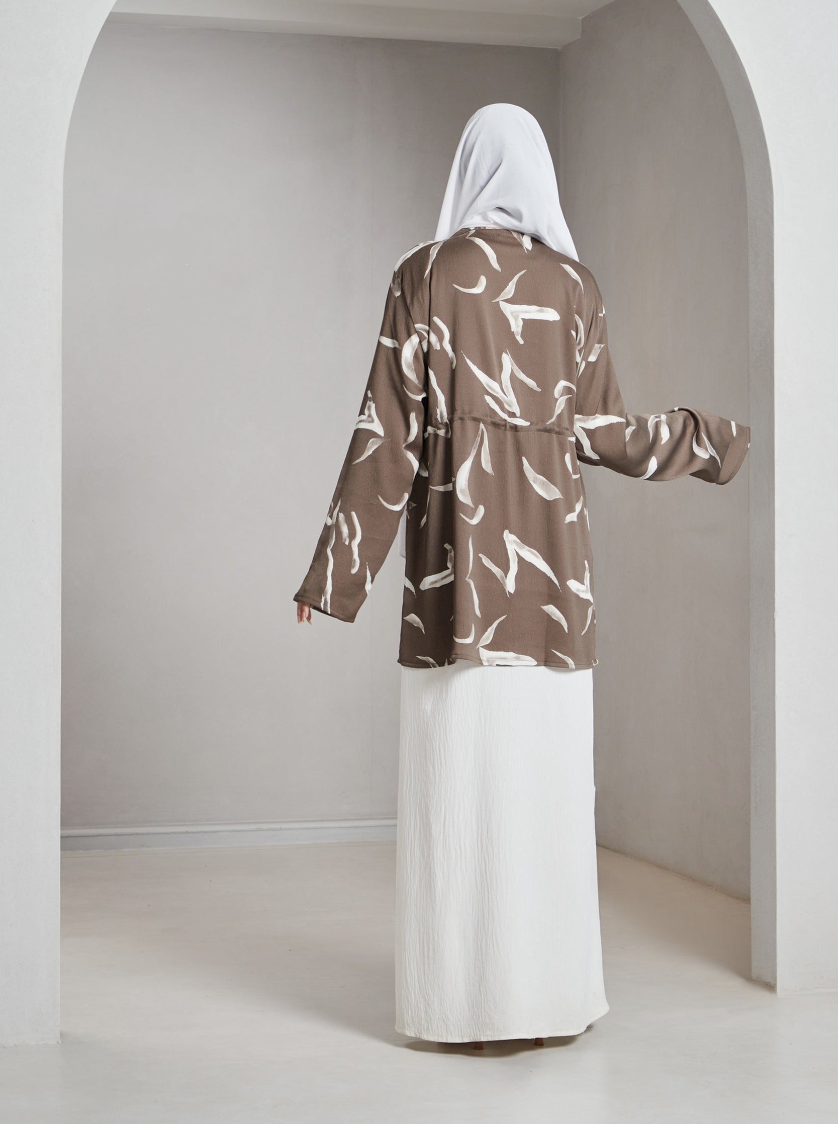 ALIZA Brown Printed Crinkled-Satin Jacket